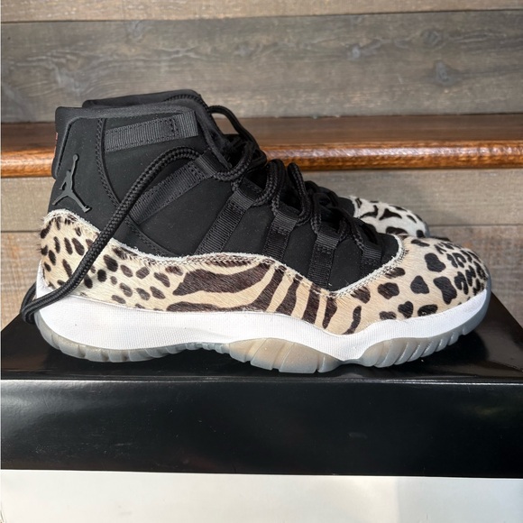 Jordan 11 Retro Animal Instinct size 10 zebra - Picture 7 of 9